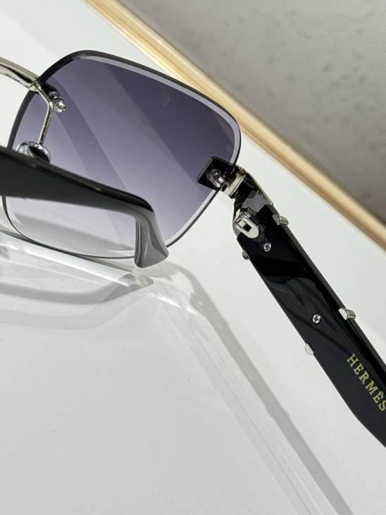 Picture of Hermes Sunglasses _SKUfw75731251fw